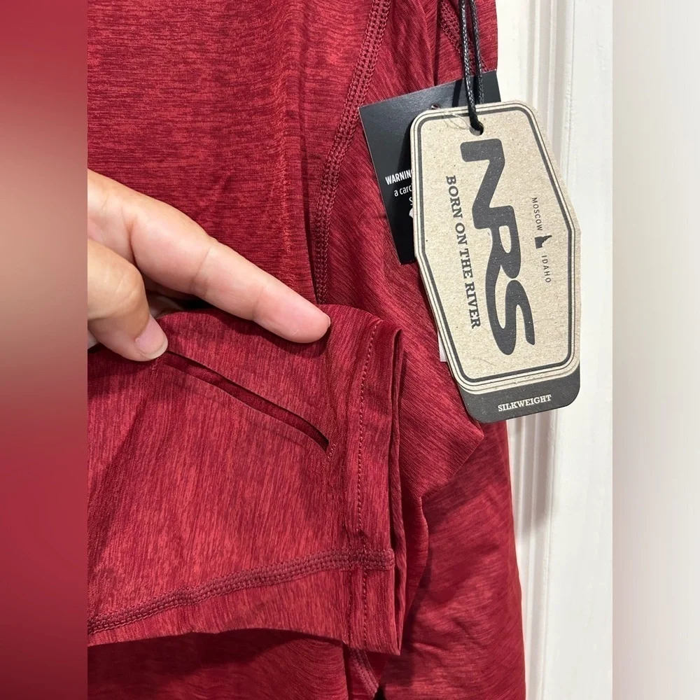 NRS Men's XL Silkweight Hooded Shirt - UPF 50+ Long Sleeve T-Shirt Red Vino NWT